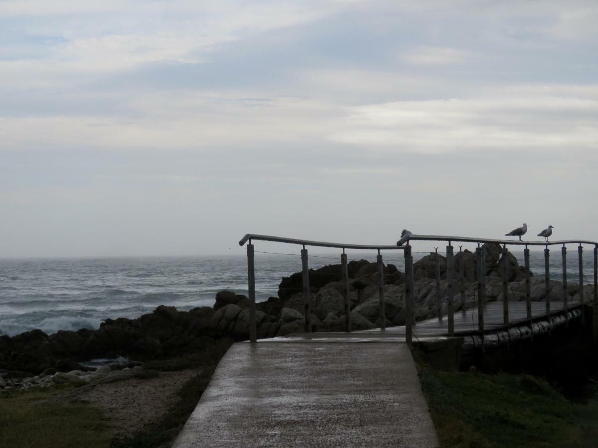 Troon Beach Cottage Hermanus Exteriör bild