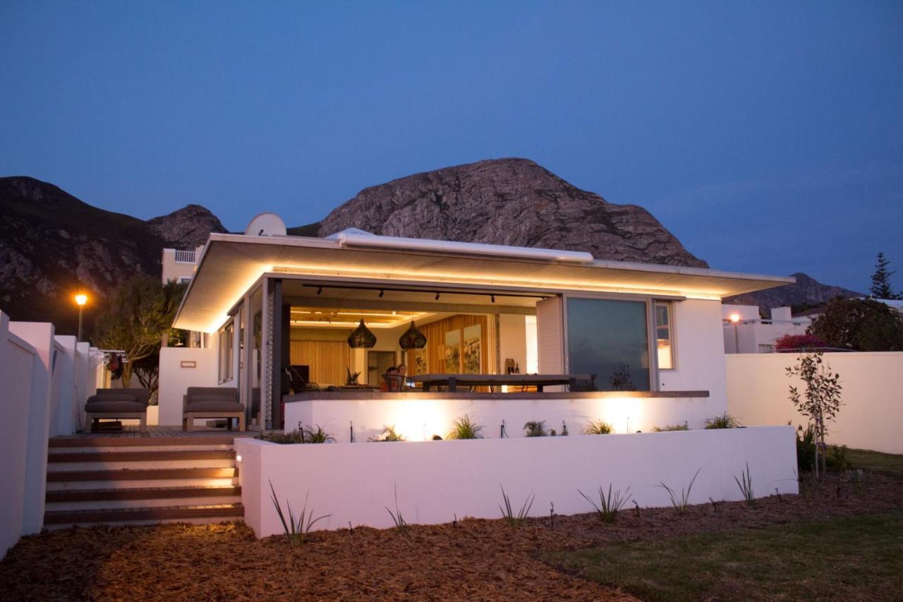 Troon Beach Cottage Hermanus Exteriör bild